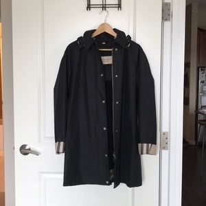 Burberry fleece lined coat